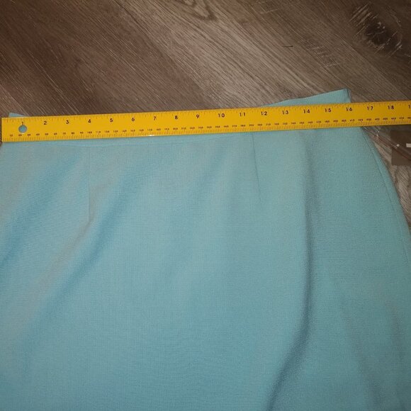 NWT TanJay Ladies Size 14 Petite Aqua Fully Lined Straight Fit Skirt - Picture 6 of 6